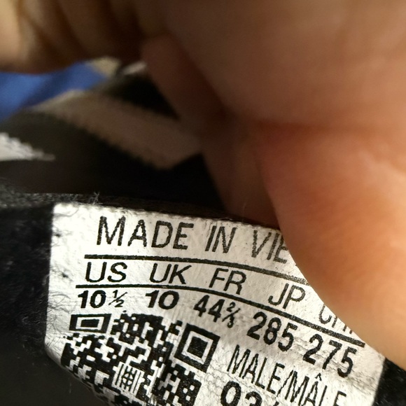 Adidas Samba OG Black White Sneakers - Picture 5 of 5